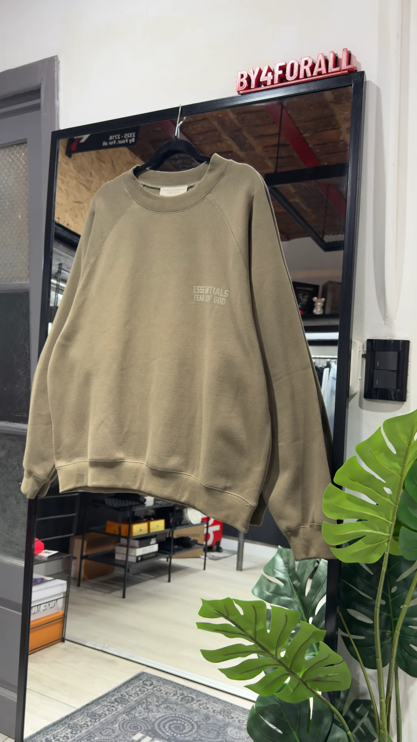 Essentials Buzo Essentials marron — Buzos