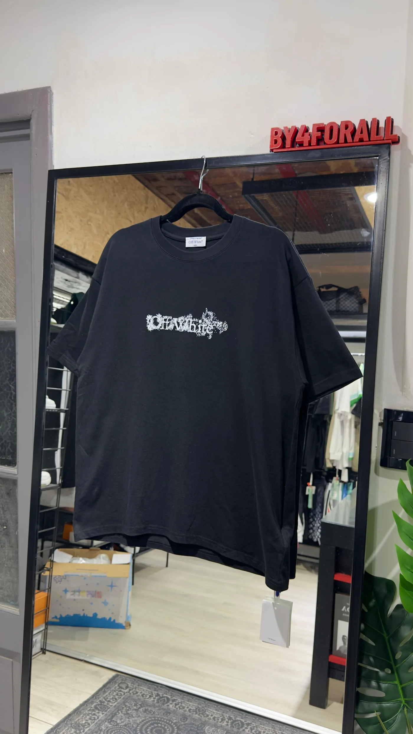 Off White Remera Off White logo negra — Remeras