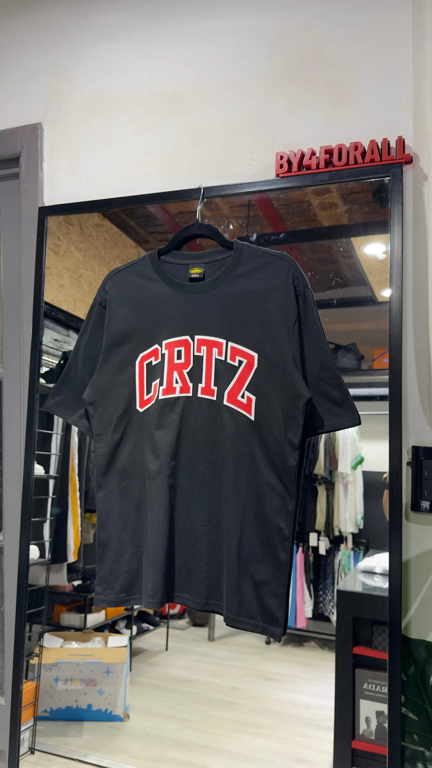 Corteiz Remera Corteiz letras rojas — Remeras